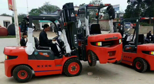 北京金融科技学院叉车出租